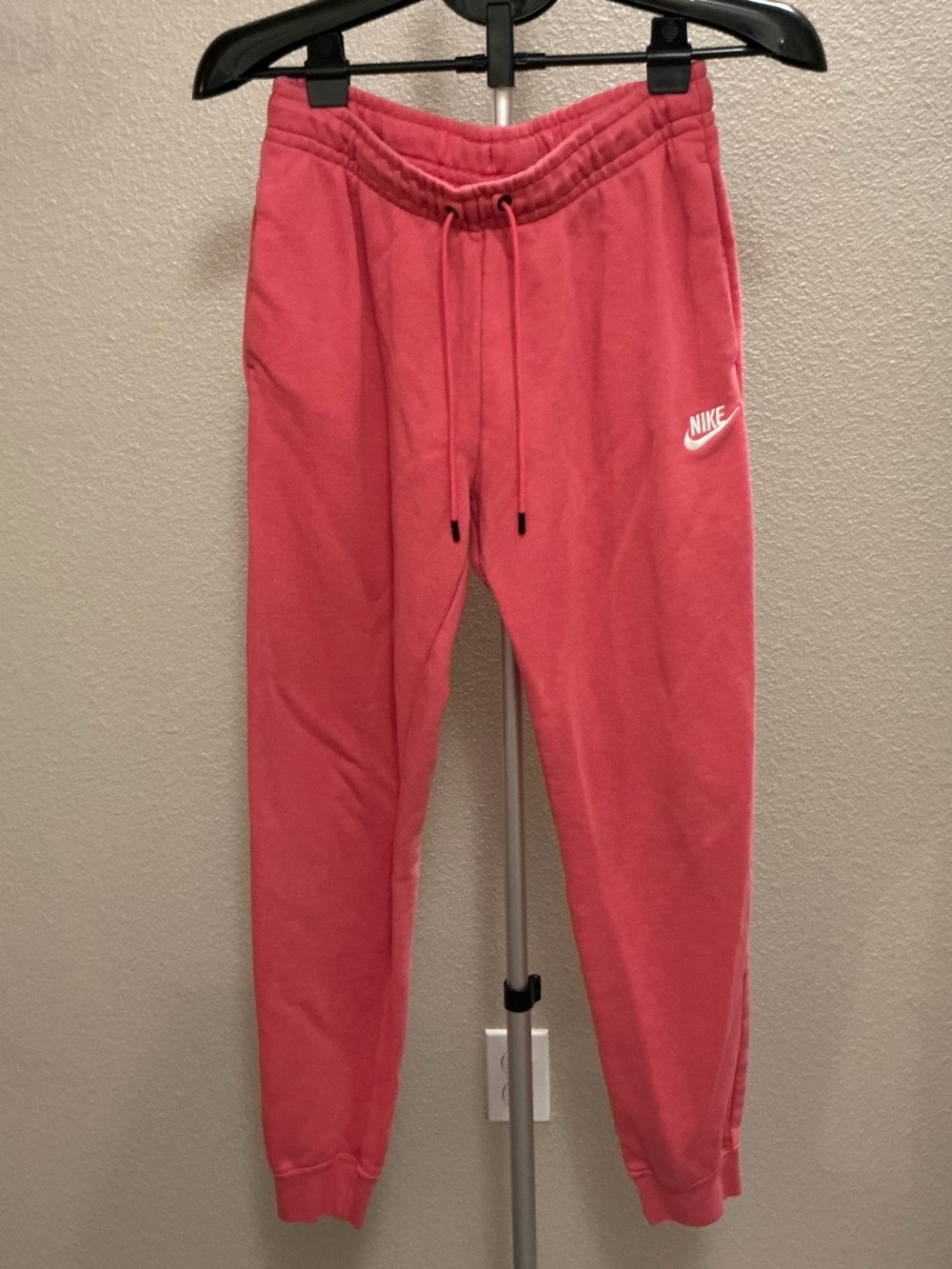 Nike Coral Pink Fleece Joggers